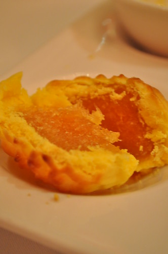 sliced pineapple tart