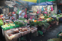 Vegetable sellers, Pasar Pulau Tikus