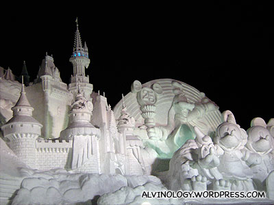 Impressive Disney sculpture