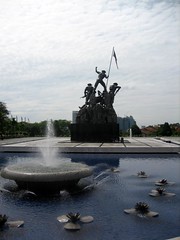 Fountain and the statue