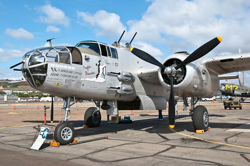 Warbird picture - B-25