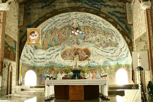 Tigbauan Church altar