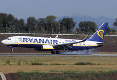 Ryanair (Pride of Scotland) B737-8AS EI-DCD GRO 08/08/2009