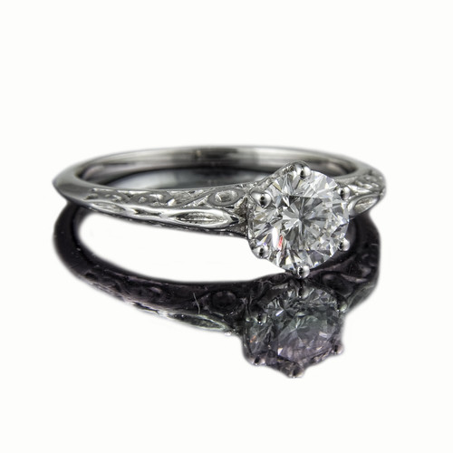 Brilliant Cut Engagement Rings. Diamond Engagement Ring