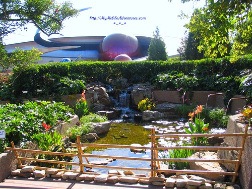 IMG_0612-water-feature-near-Mission-Space