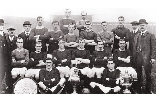 Manchester United 1908-09 team photo
