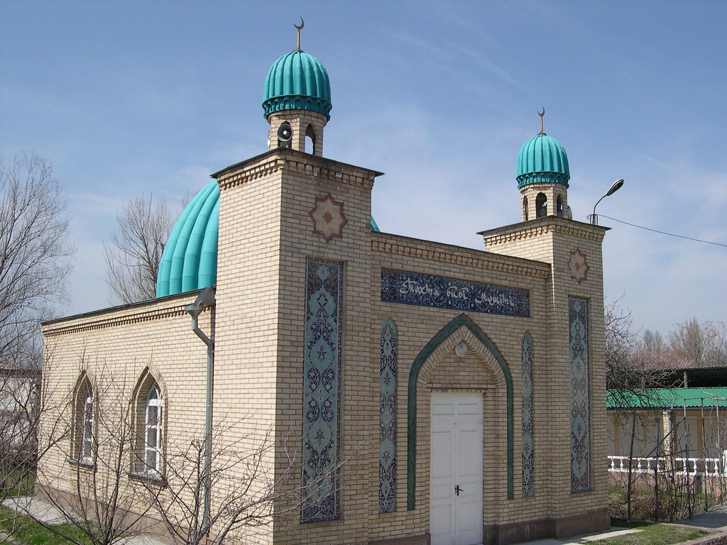 : Uzbek Mosque