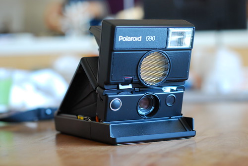 Polaroid SLR 690 - Camera-wiki.org - The free camera encyclopedia