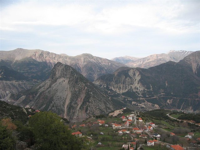  Ήπειρος - Αρτα - Δήμος Τετραφυλίας Οι Πηγές, το όμορφο ορεινό χωριό, από ψηλά