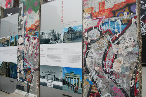 information about the Berlin Wall