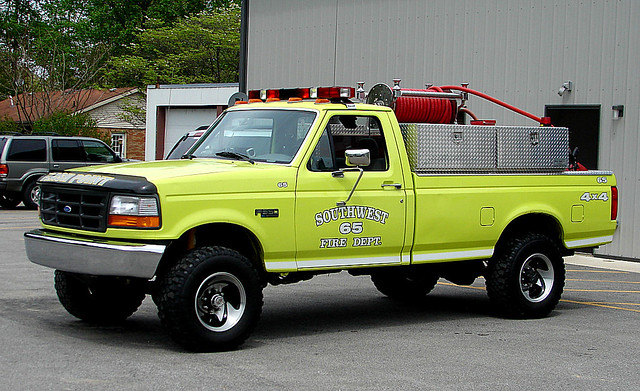 rescue southwest ford truck fire engine indiana brush squad department f350
