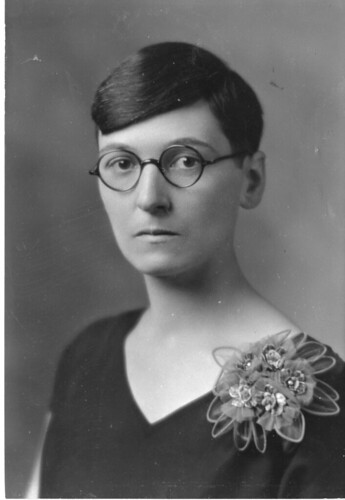 Mildred Adams Fenton (b. 1888), Smithsonian Institution Archives