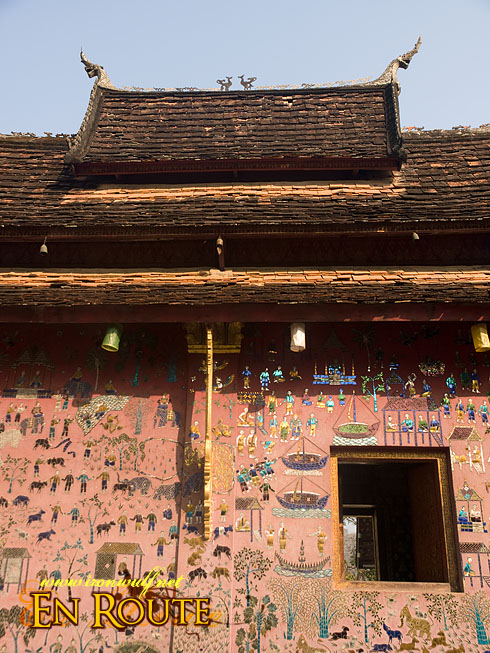 Wat Xieng Thong Red Chapel