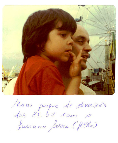 1974: Exilado nos Estados Unidos, com o filho Luciano por amigosdoserra.