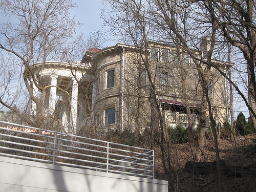 Mt Curve Mansion