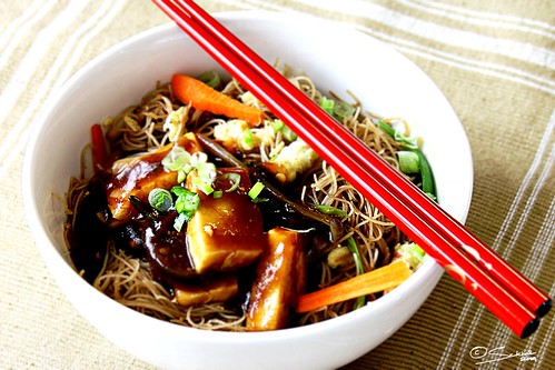 Chinese Chilli Paneer. Rice Noodles - Chilli Paneer