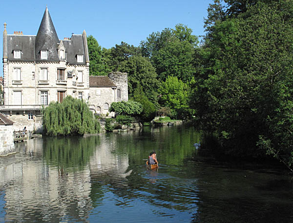 a-moret-chateau-river-paris-4 107