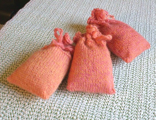 Pink and orange knitted lavender sachets