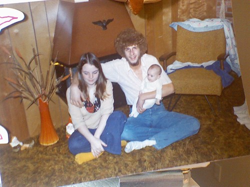 Little Karyn with Mom and Dad