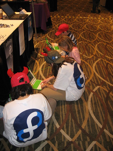 XO Kids, Fedora booth at SCaLE 7x