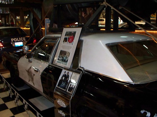 Volo Auto Museum - Automobile & Military Experience (93)