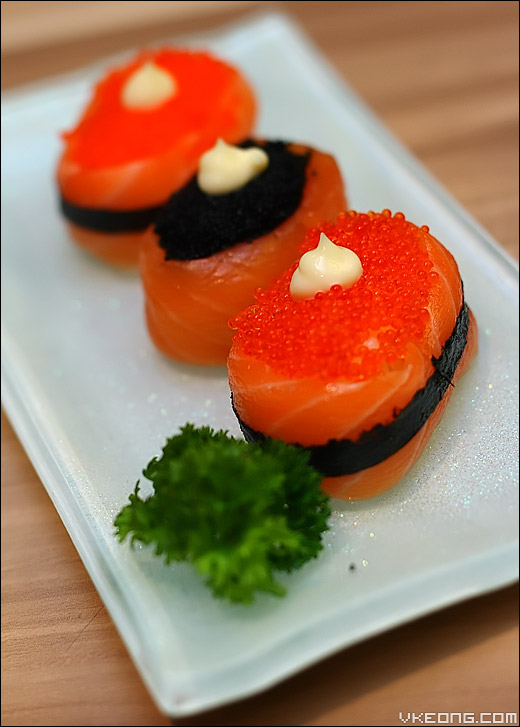 trio-salmon-sushi