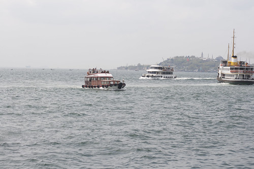 Bosphorus ships ©  alexeyklyukin