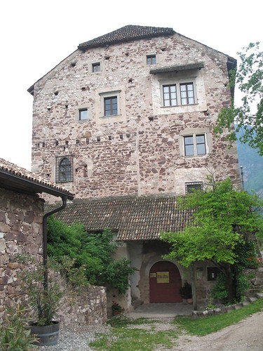 Schloss Moos in Eppan Berg - Museum für mittelalterliche WohnkulturSchloss Moos in Eppan Berg - Museum für mittelalterliche Wohnkultur