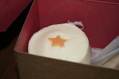 Sprinkles cupcake with Oscar Star!