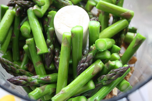 asparagus pesto