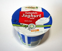 04 - Zutat Vollmilch-Joghurt