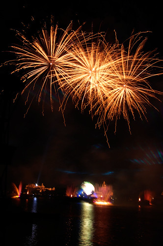 Disney Fireworks - 06.01.09 (30 of 58)
