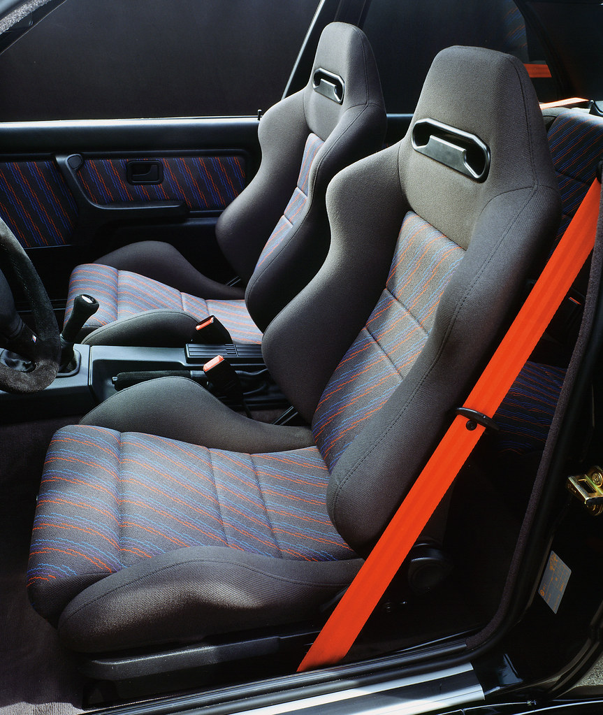 BMW E30 M3 EVO Interior 