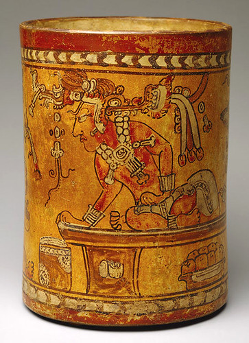 008 –Vaso cerámica con escena del Trono-siglo VIII Guatemala 