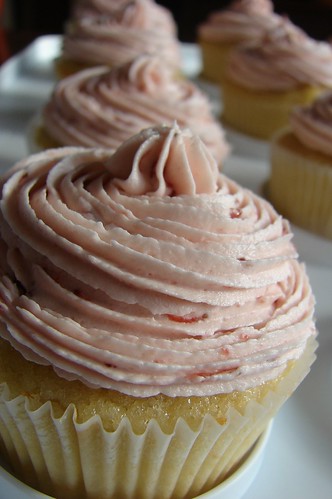 Strawberry Frosted Cupcakes