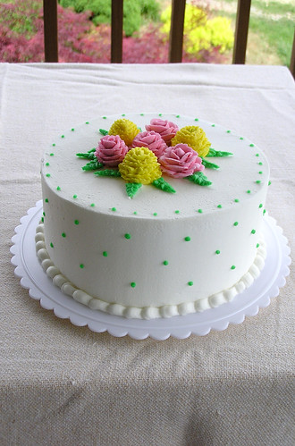 rose and mum dot cake