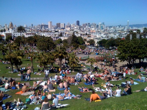 Dolores park in summer