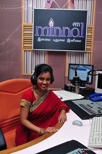 Minnal Fm Online Radio : Minnal Mannin Natchathiram Prema - YouTube