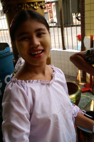 Myanmar Girl (hidesphoto)
