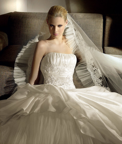 wedding dresses suitable for executives