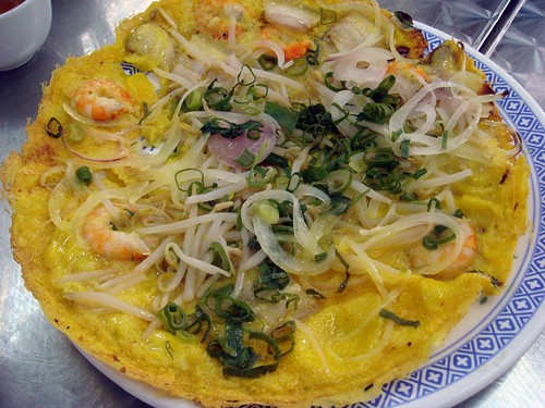 Vietnamese omelette