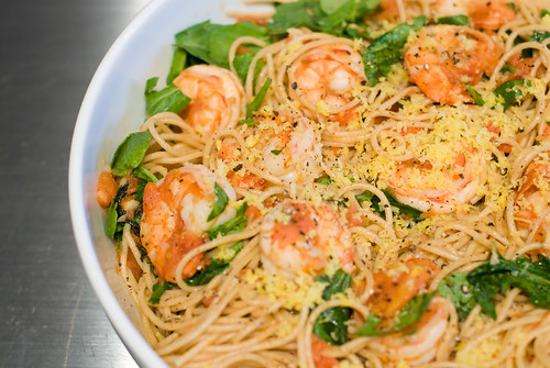 Jamie Oliver Spaghetti with Shrimp and Arugula