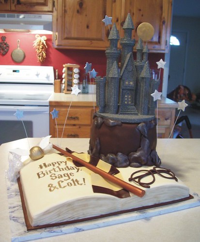 harry potter castle cake. Colt#39;s Harry Potter cake