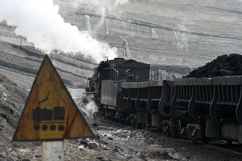 Zhalai Nuer Coal Mine (by niklausberger)