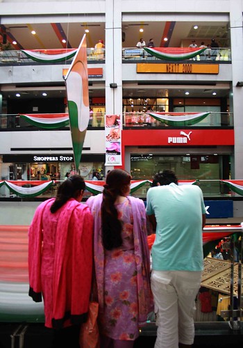 Family Portrait – A Karachi Family in a Gurgaon mall