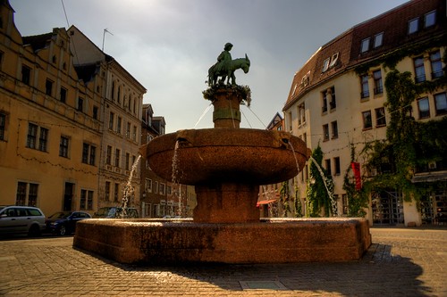 Eselsbrunnen auf dem Alten Markt