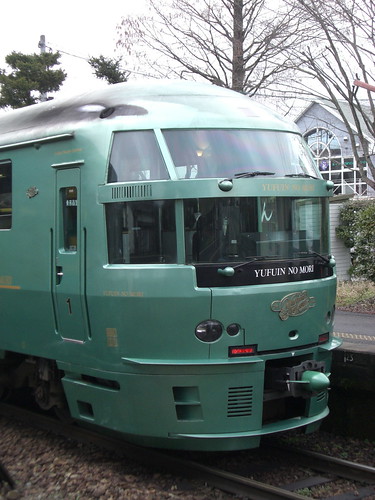 キハ72系特急ゆふいんの森/KiHa 72 series Limited Express "Yufuin-no-mori"