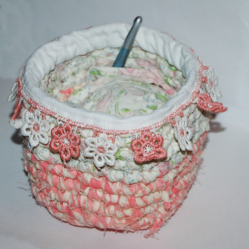 Crocheted bowl (copyright Hanna Andersson)