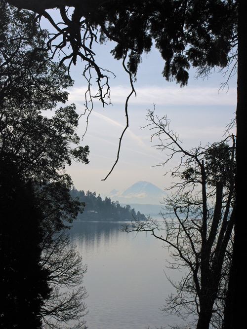a hazy Lake Washington scene with Mount Rainier, Seattle