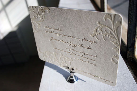 Vettore letterpress invitations with blind deboss - by Smock 